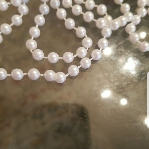Women's 30" White Faux Pearl Necklaces Set of 3! - Picture 10 of 12